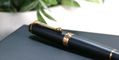aurora_ 88_black_satin_rose_fountain_pen